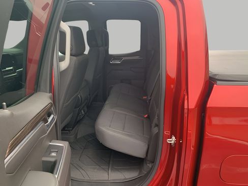 Used 2022 Chevrolet Silverado 1500 LT image 9