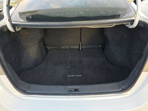 Used 2017 Nissan Sentra SR FWD image 7