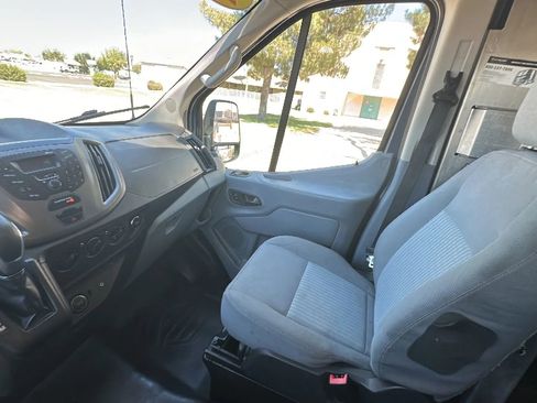 Used 2019 Ford Transit 250 148 High Roof Extended image 12