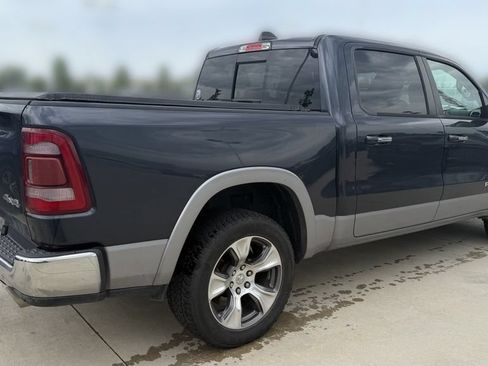 Used 2019 RAM 1500 Laramie AWD/4WD image 5