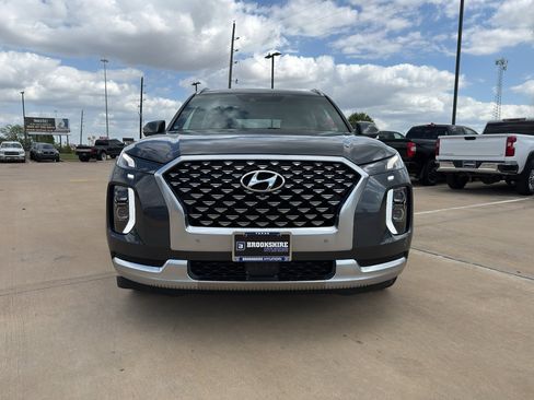 Used 2021 Hyundai Palisade Calligraphy image 2