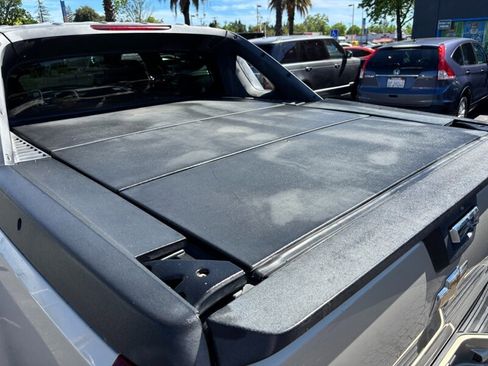 Used 2008 Chevrolet Avalanche LT w/ LT Preferred Equipment Group image 17