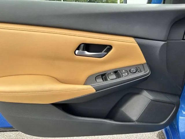 Used 2022 Nissan Sentra SV w/ SV Premium Package FWD image 27