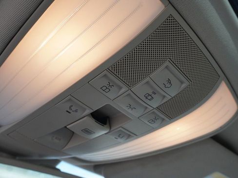 Used 2014 Mercedes-Benz E 350 4MATIC Sedan image 56