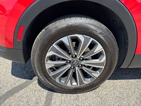 Used 2025 Buick Envision Preferred AWD/4WD image 5