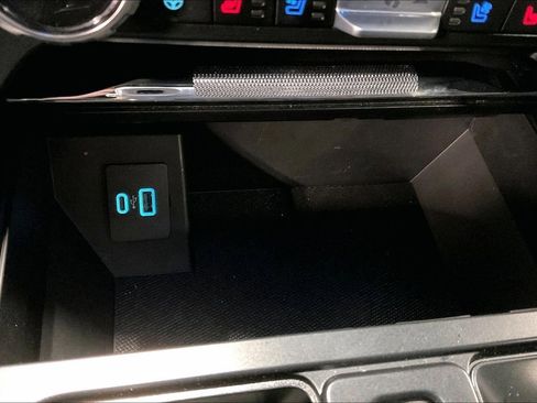 Used 2024 Ford F150 Lariat image 30