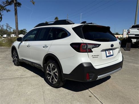 Certified 2022 Subaru Outback Touring w/ Popular Package #2 image 4
