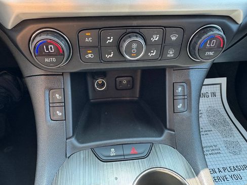 Used 2019 GMC Acadia SLT AWD/4WD image 53
