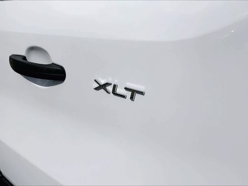 Used 2024 Ford Transit 350 XLT image 10