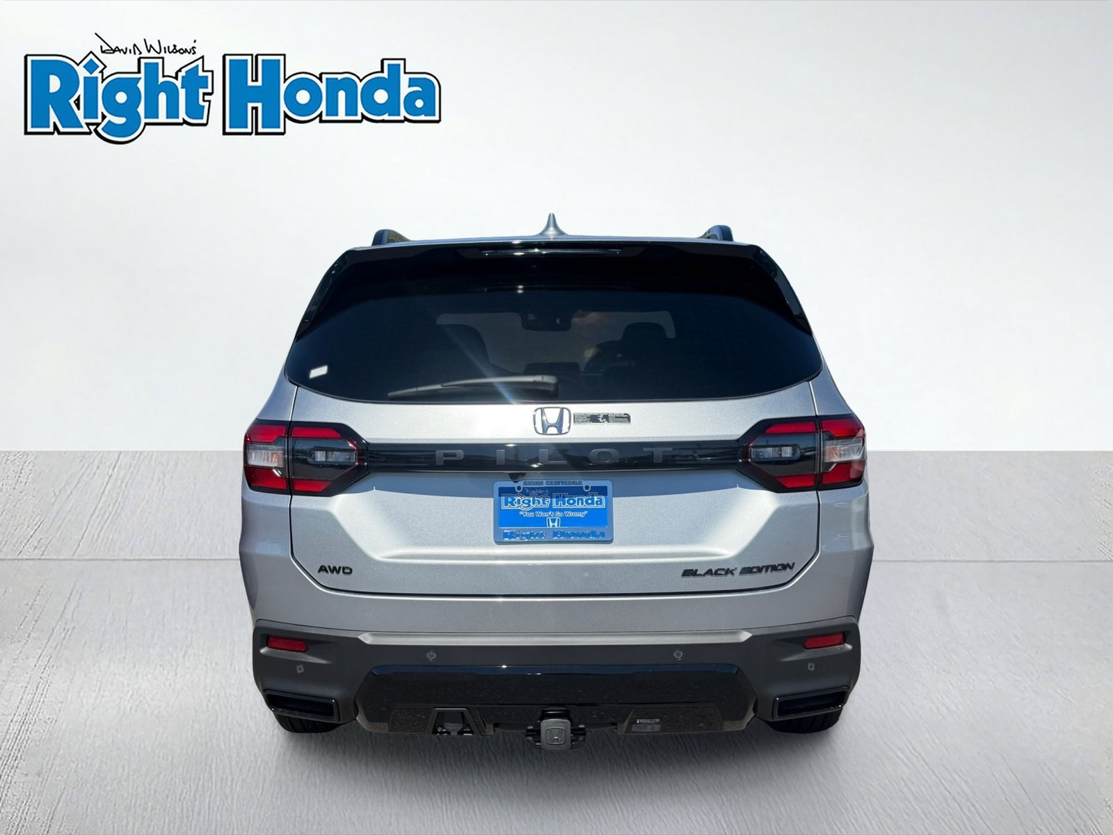 New 2026 Honda Pilot Black Edition image 4