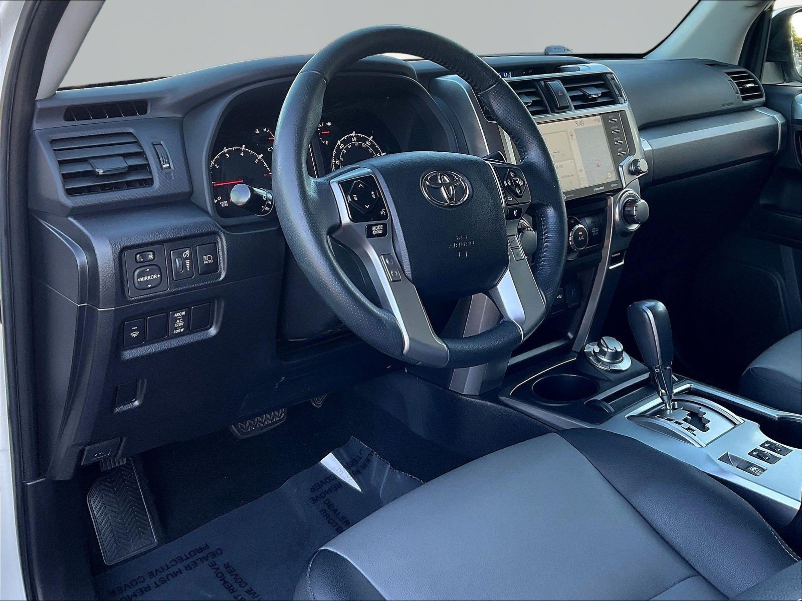 Used 2021 Toyota 4Runner SR5 Premium w/ Moonroof Package AWD/4WD image 17