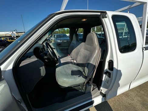Used 1999 Ford F150 2WD SuperCab image 56