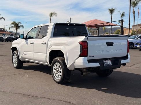 Used 2025 Toyota Tacoma SR5 image 8
