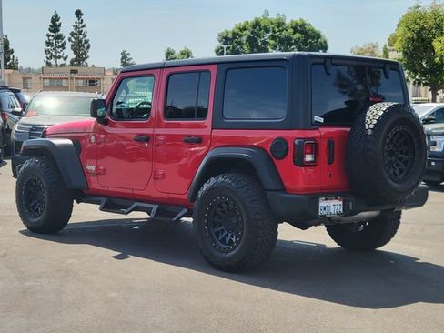 Used 2019 Jeep Wrangler Unlimited Sport S AWD/4WD image 2
