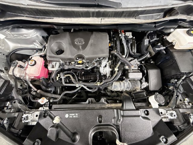 Certified 2021 Toyota Sienna XLE FWD image 33
