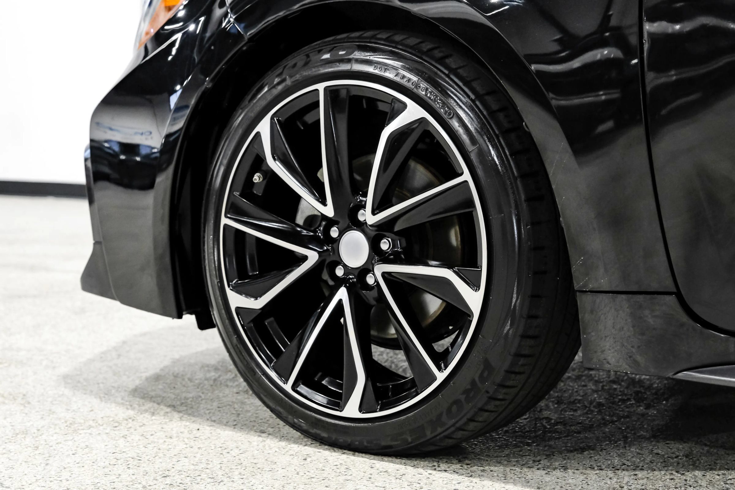 Used 2020 Toyota Corolla XSE FWD image 63