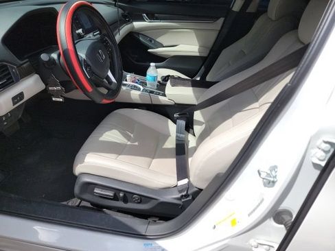 Used 2022 Honda Accord EX-L image 10