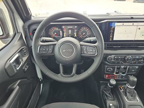 New 2026 Jeep Gladiator Rubicon AWD/4WD image 10
