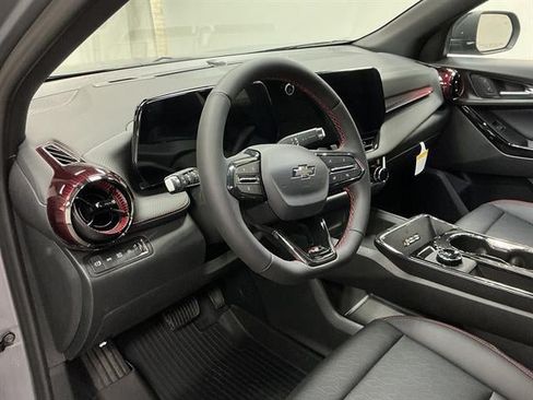 New 2027 Chevrolet Equinox RS w/ LPO, Floor Liner Package AWD/4WD image 10