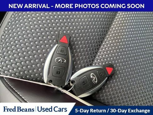 Used 2019 INFINITI QX30 LUXE w/ Navigation Package image 14