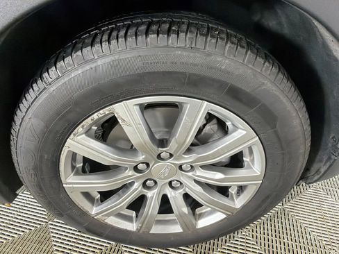 Used 2023 Cadillac XT4 Premium Luxury image 12