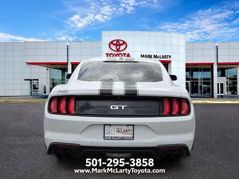 Used 2022 Ford Mustang GT Premium w/ Equipment Group 401A RWD image 4