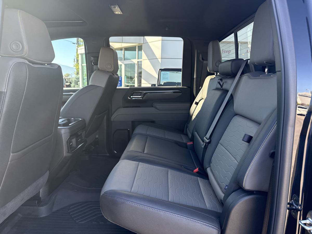 Used 2025 Chevrolet Silverado 2500 ZR2 w/ ZR2 Bison Edition AWD/4WD image 19