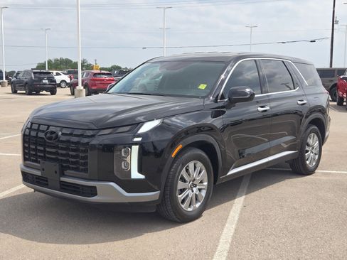 Used 2025 Hyundai Palisade SE image 7