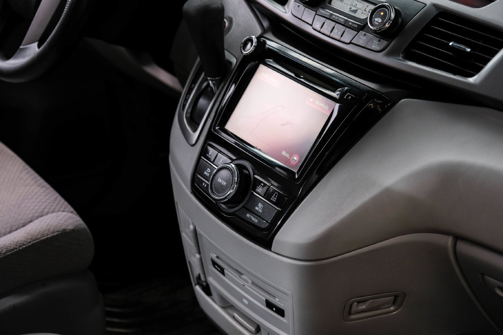 Used 2016 Honda Odyssey SE image 29