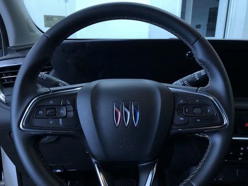 Used 2025 Buick Encore GX Preferred image 24