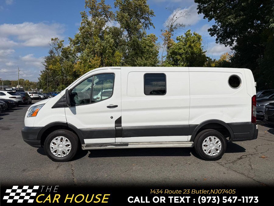 Used 2015 Ford Transit 250 130 Low Roof w/ Exterior Upgrade Package RWD image 3