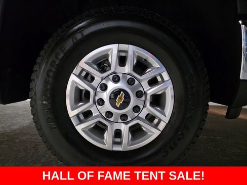 Used 2025 Chevrolet Silverado 2500 LT w/ Convenience Package AWD/4WD image 25