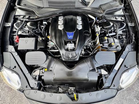 Used 2017 Maserati Quattroporte S GranLusso Q4 image 15