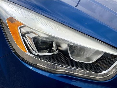 Used 2018 Ford Escape SEL image 23