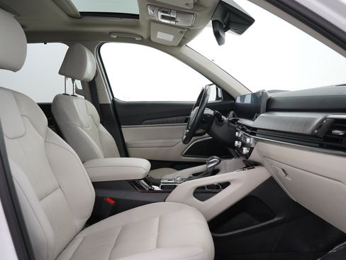 Used 2024 Kia Telluride SX AWD/4WD image 14