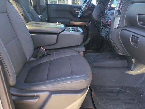 Used 2019 Chevrolet Silverado 1500 LT w/ Texas Edition image 28