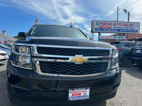 Used 2017 Chevrolet Tahoe LT AWD/4WD image 3
