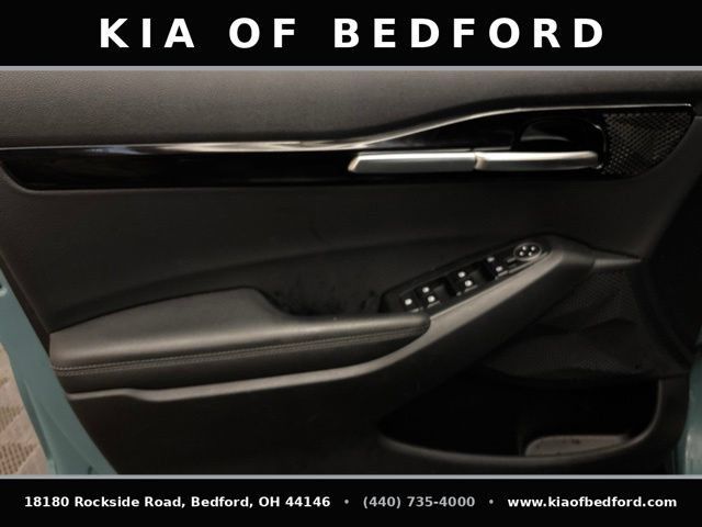 Certified 2026 Kia Seltos EX FWD image 12