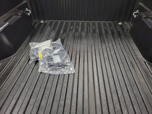 Used 2025 Toyota Tacoma SR5 image 10