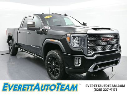 Used 2022 GMC Sierra 2500 Denali w/ Denali Black Diamond Edition