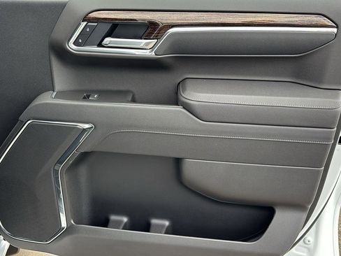 New 2026 GMC Sierra 1500 SLE image 21