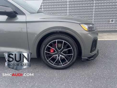 Used 2023 Audi SQ5 Premium Plus w/ Premium Plus Package image 3