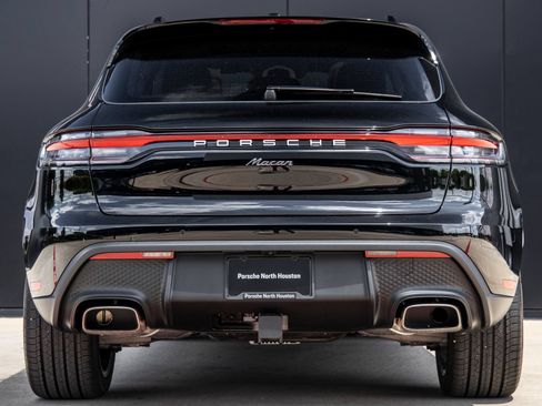 New 2026 Porsche Macan AWD/4WD image 10