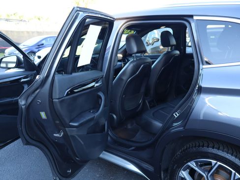 Used 2020 BMW X1 xDrive28i image 32