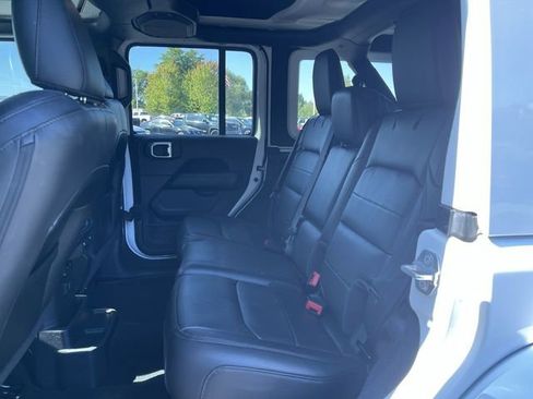 Used 2023 Jeep Wrangler Altitude image 25