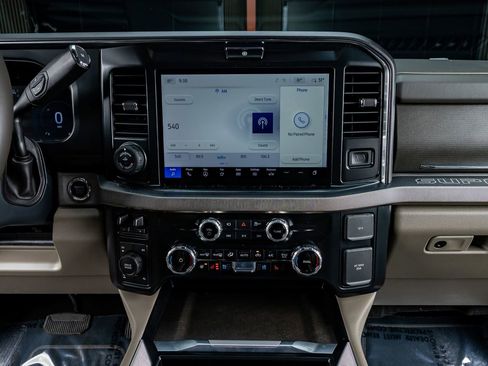 Used 2026 Ford F250 Platinum w/ Platinum Plus Package image 24