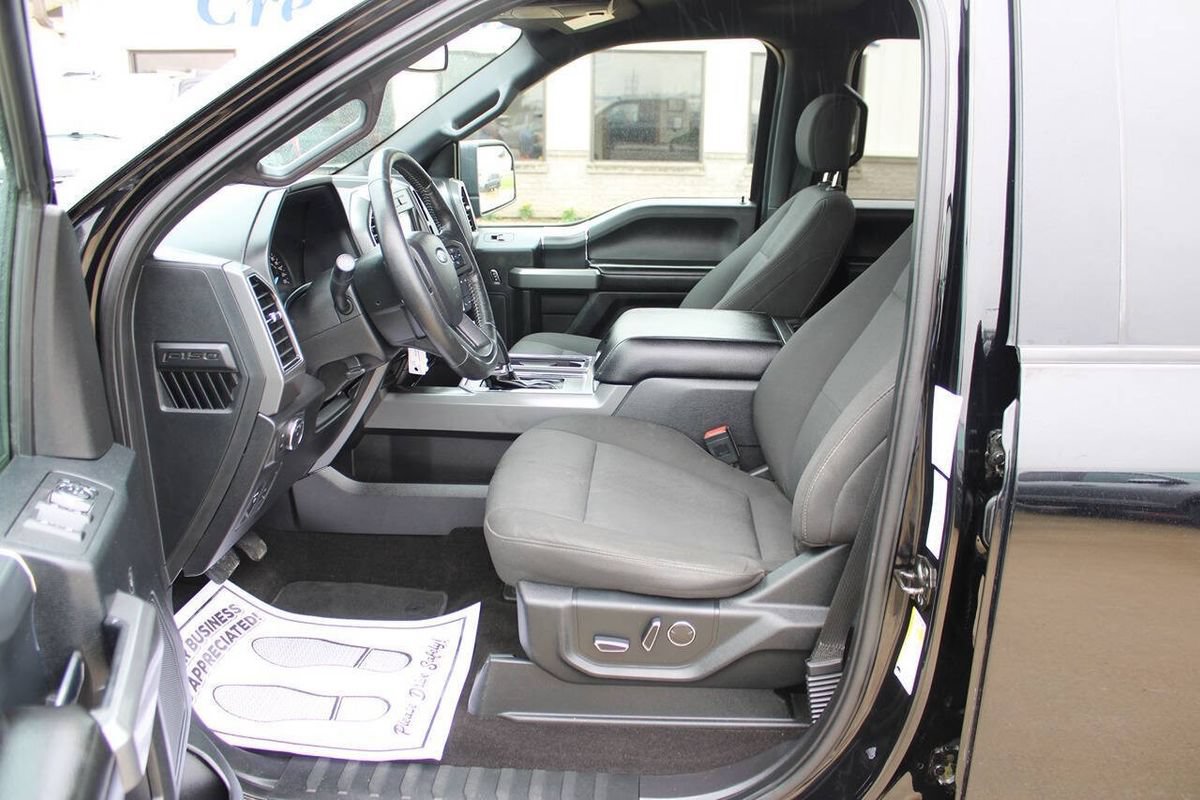 Used 2018 Ford F150 XLT w/ Equipment Group 302A Luxury AWD/4WD image 12