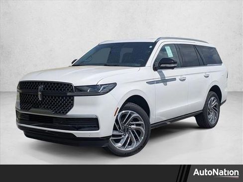 New 2026 Lincoln Navigator Reserve AWD/4WD image 1