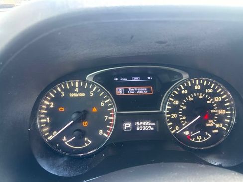 Used 2013 Nissan Pathfinder SL AWD/4WD image 28