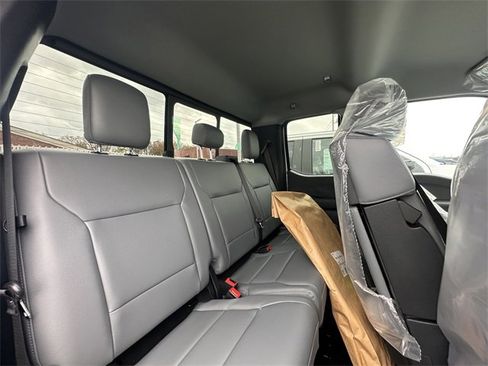 New 2024 Ford F550 4x4 SuperCab Super Duty image 8